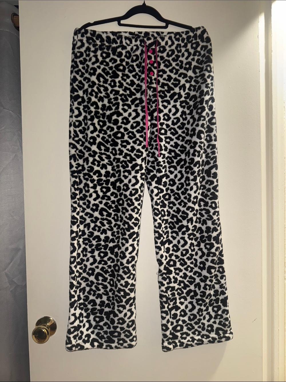 XOXO Leopard Print Plush Pajama Pants Size Medium Cozy Lounge Pants